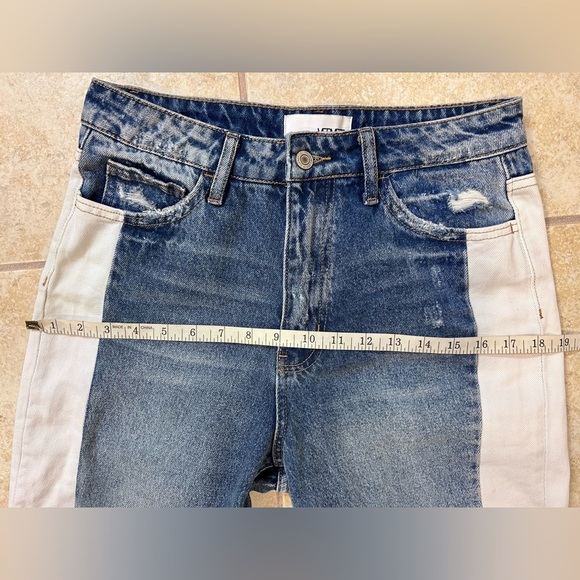 Vervet Beverly Super High Rise Crop Side Blocking Panel Distressed Jeans 27 - Picture 10 of 13